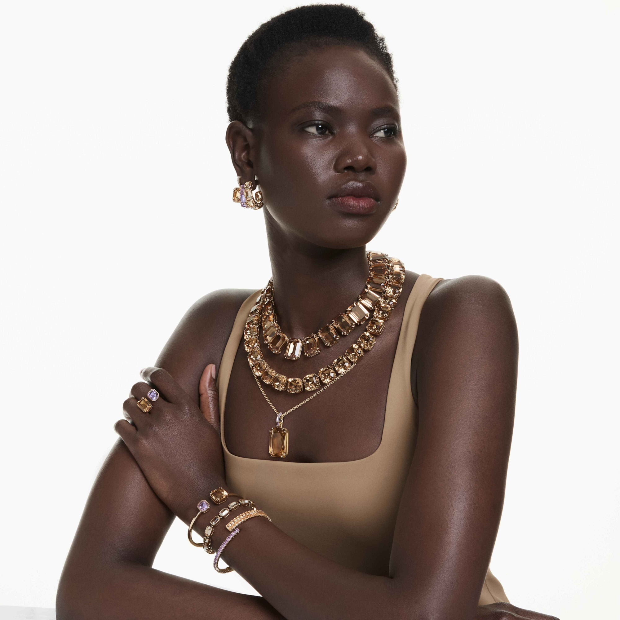 47306882449659,47306882482427,47306882515195,47306882547963,47306882580731