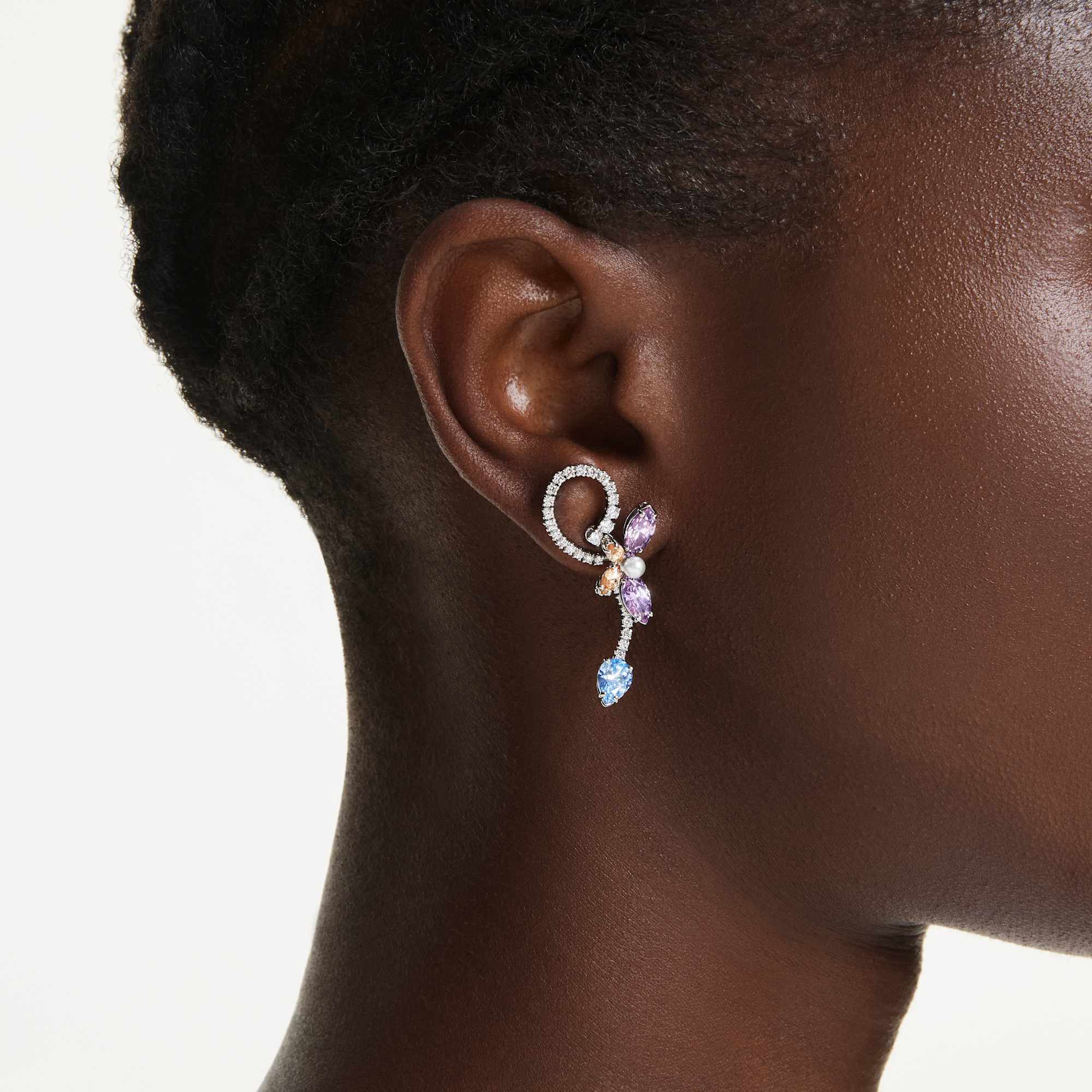 Ariana Grande x Swarovski Kulak Gömlekli Damla Küpe, Karışık Kesim, Yusufçuk, Çiçek, Çok Renkli, Rodyum Kaplama