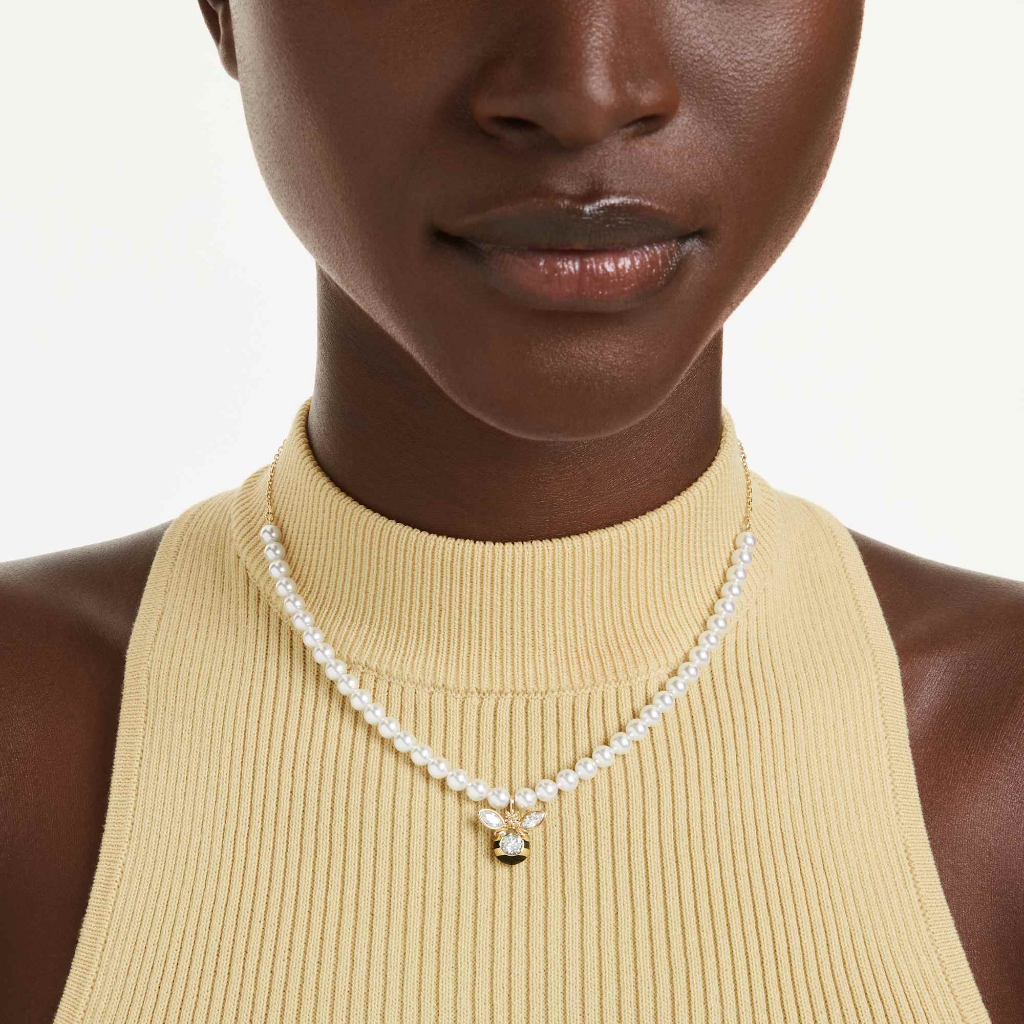 Idyllia Charm, Karışık Kesim, Arı, Çok Renkli, Sarı Altın Rengi Kaplama