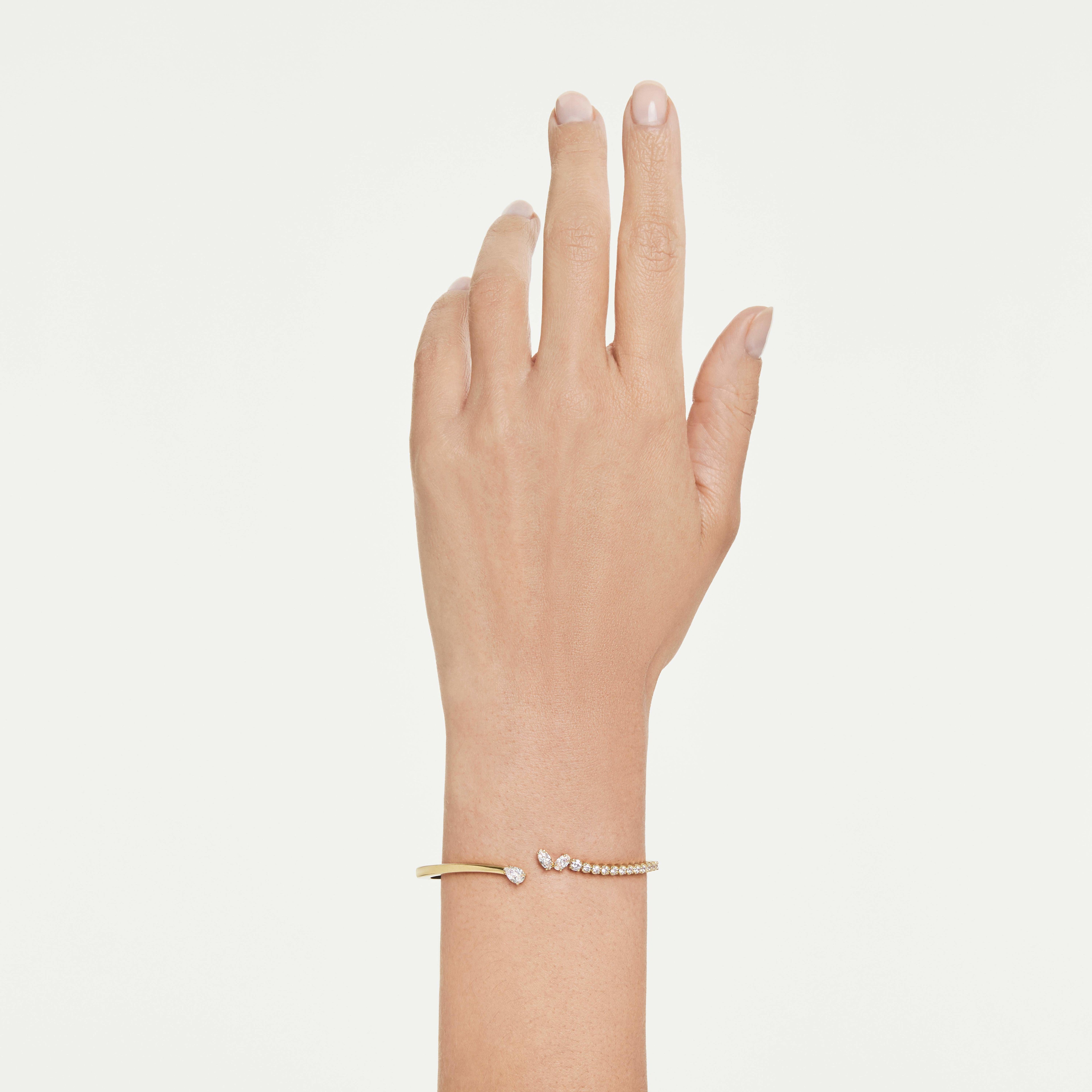 Mesmera Bangle Bileklik, Karışık Kesim, Beyaz, 18K Altın Rengi Yüzey