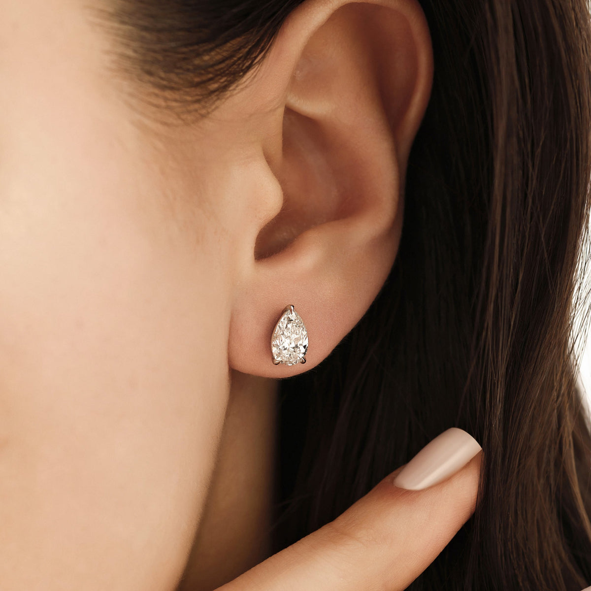 (2 Karat) ME Solitaire Pear Diamond Studs